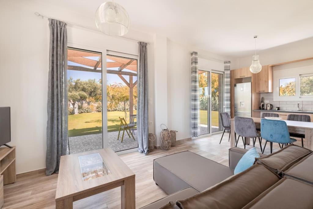 Dimitra'S Sunny Villa Mirsinochori Экстерьер фото